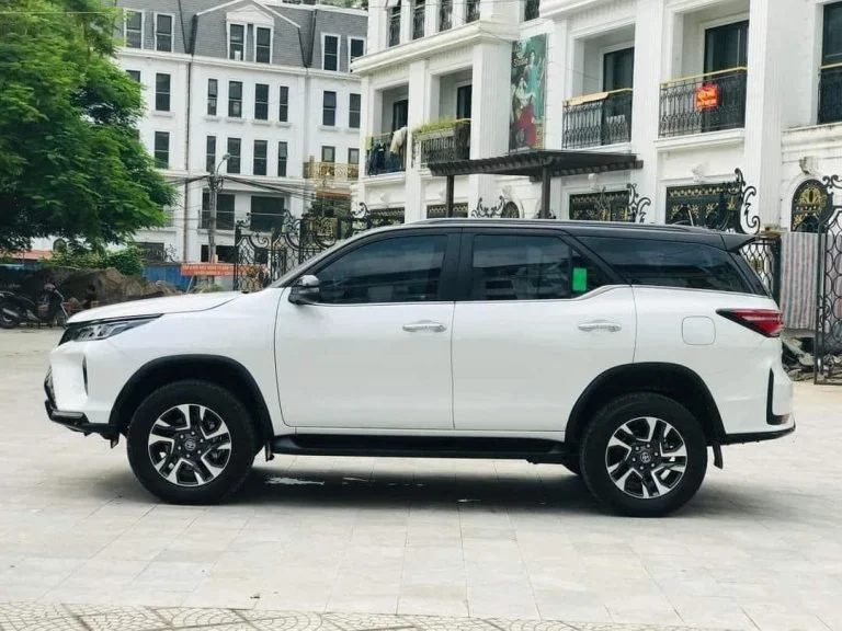 Dịch Vụ Xe Du Lịch 7 Chỗ Bình Chánh