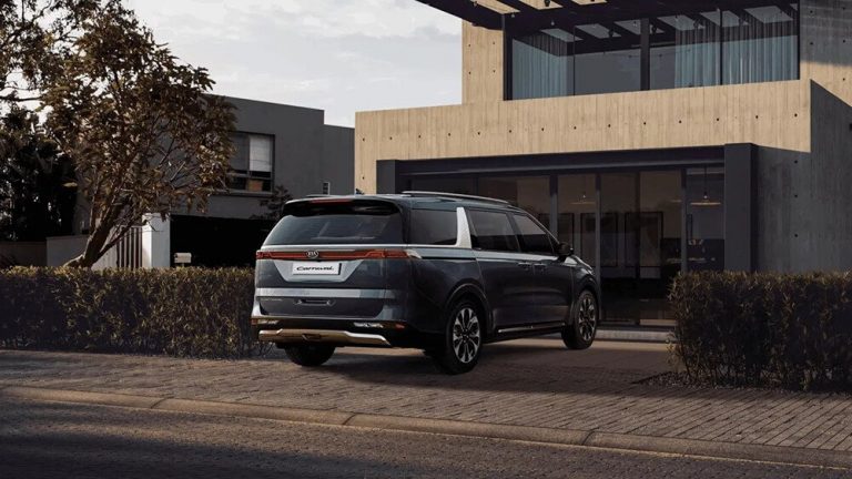 Xe Cao Cấp 7 Chỗ KIA Carnival Đẳng Cấp Sang Trọng