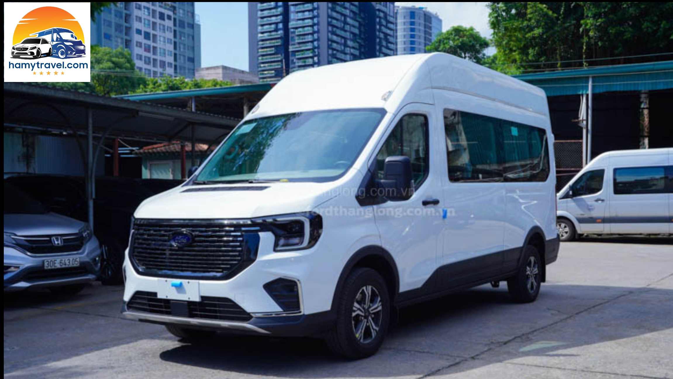 Thuê xe 16 chỗ Ford Transit tại TP.HCM