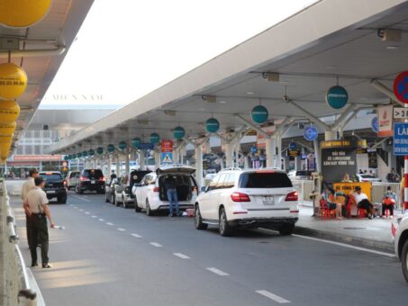 Hướng dẫn đón taxi Hướng dẫn đón taxi