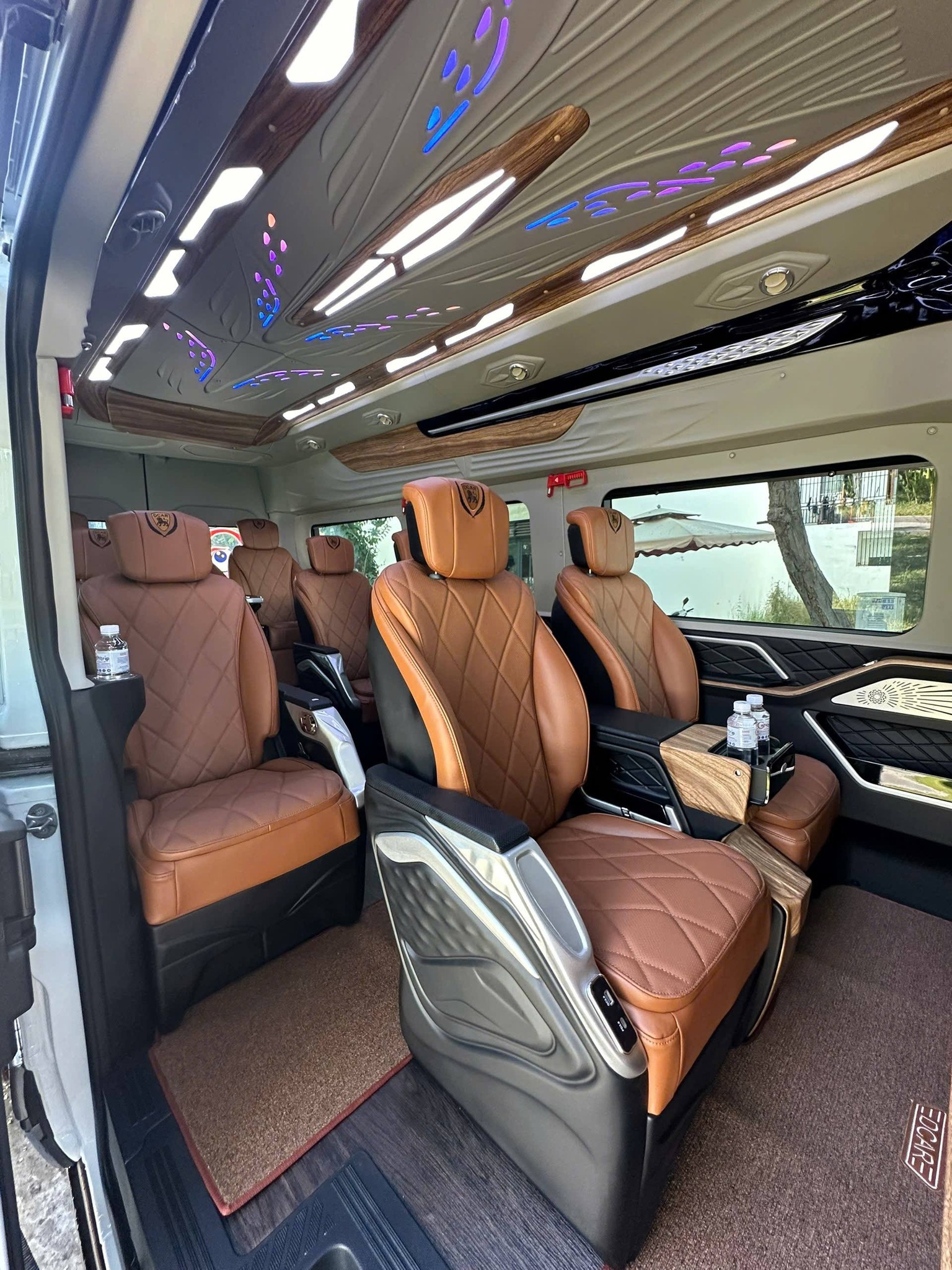 Thuê xe Limousine