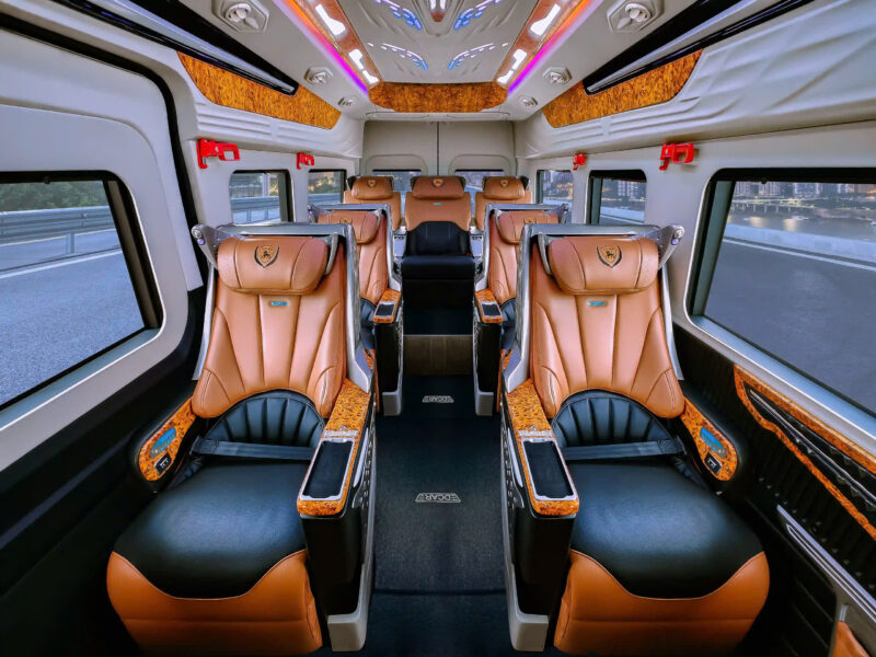 cho thuê xe Limousine 9 chỗ