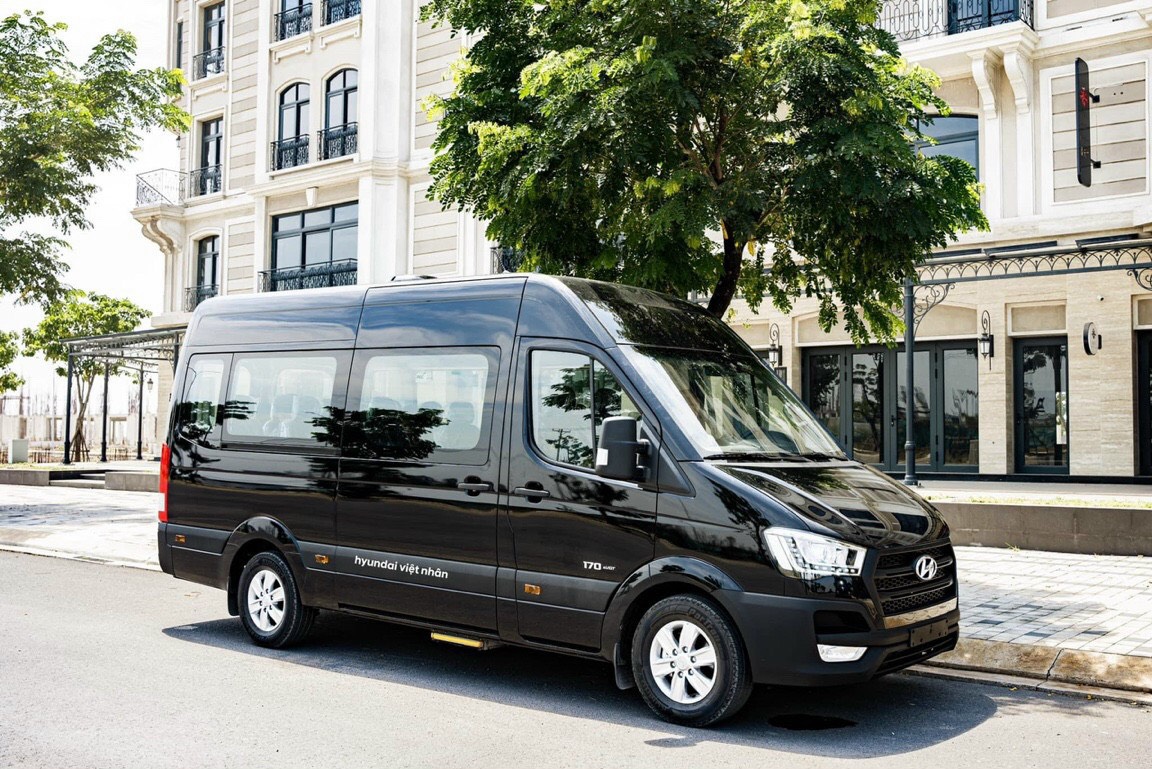 Xe-16-cho-Solati-model-2024