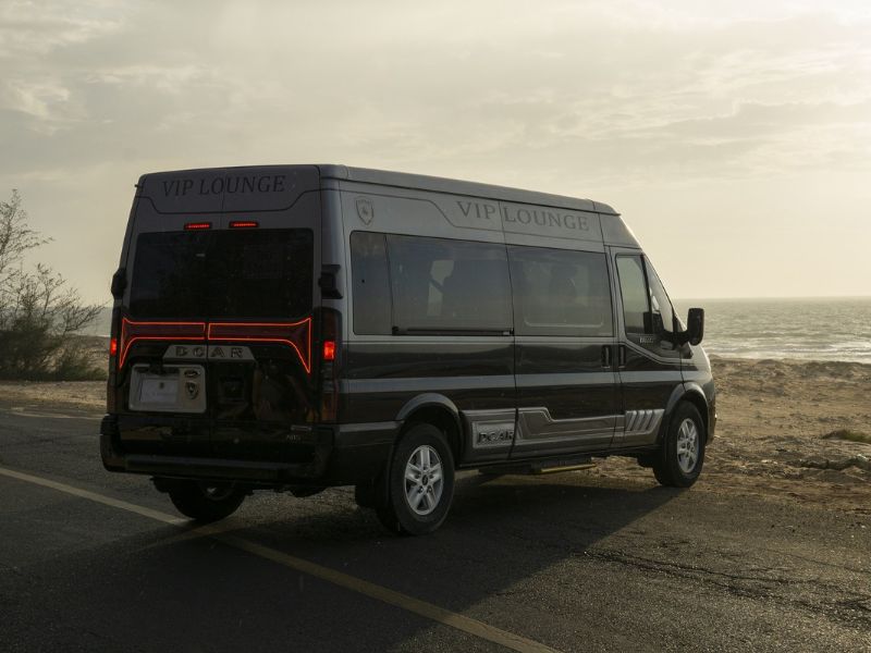 xe-limousine-cao-cap-tphcm